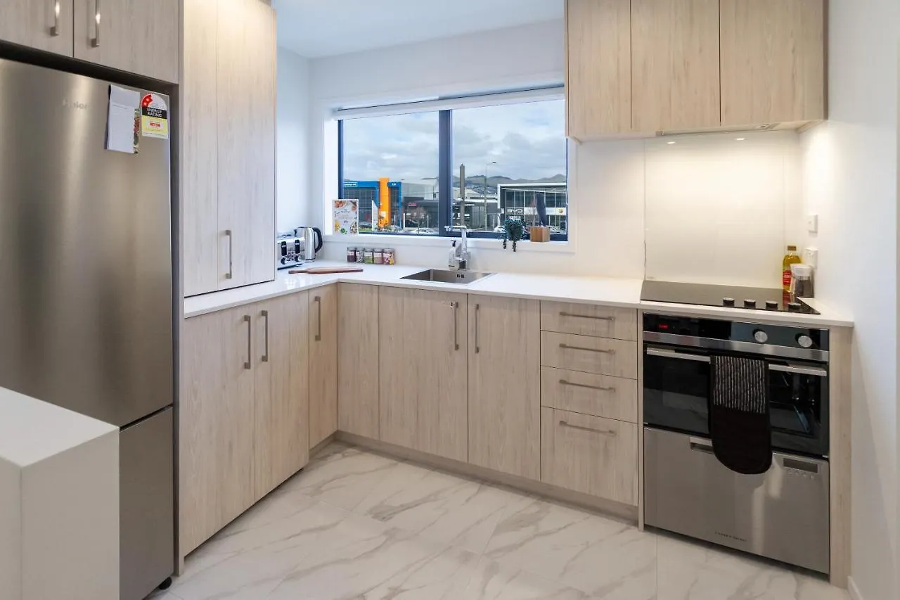 Апартаменты Tuam Street Treasure- 2 Bed 2 Bath Крайстчёрч